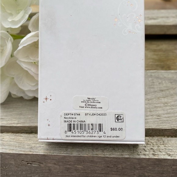 NWT NIB DISNEY MICKEY & MINNIE MOUSE CRYSTAL AND FINE SILVER PENDANT/NECKLACE - Picture 6 of 7